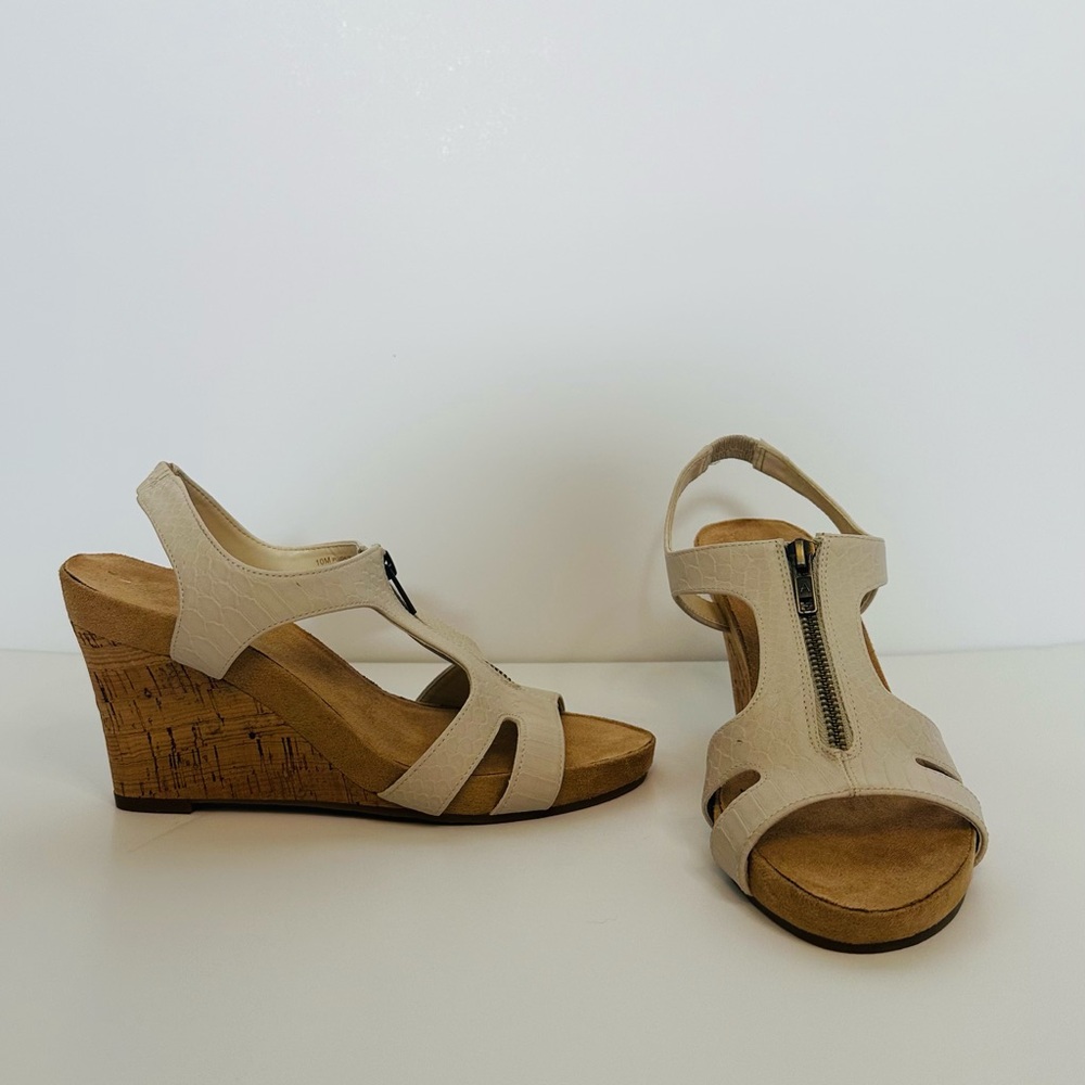 Aerosoles Women's Size 10 Cork Wedges with white leather straps.